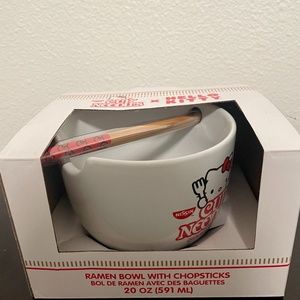 Nissin Cup Noodles x Hello Kitty Ramen Bowl with Chopsticks